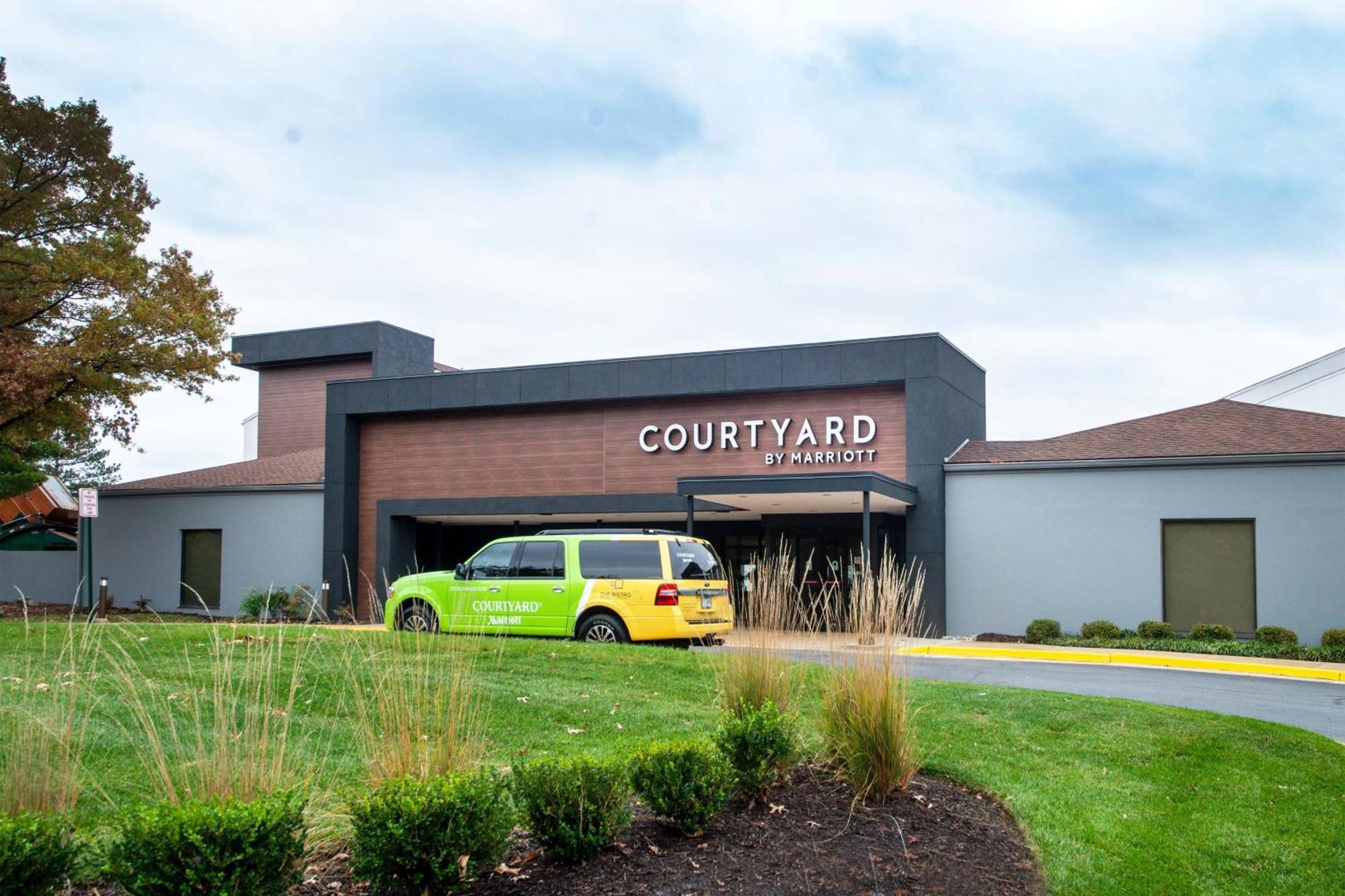 Courtyard By Marriott Dulles Airport Herndon/Reston Exterior photo